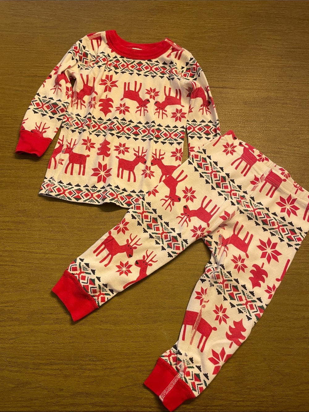 Hanna Anderson Kids Red Reindeer Holiday Pajama Set size 2T